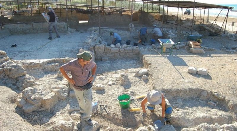Davide Tanasi, Ph.D., assistant professor in the USF Department of History, leads a team in uncovering the ancient Roman villa Durreueli at Realmonte. Credit Dr. Davide Tanasi