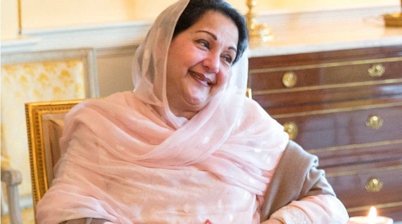 Pakistan's Begum Kulsoom Nawaz. Official White House Photo by Amanda Lucidon, Wikipedia Commons.