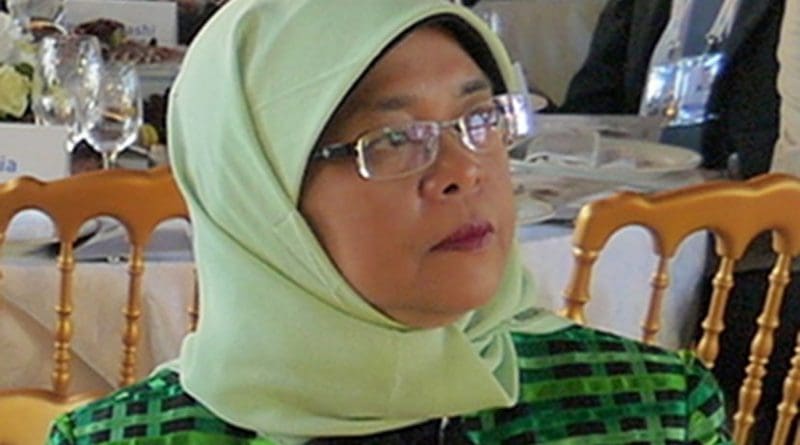 Singapore's Halimah Yacob. Photo e_chaya, Wikipedia Commons.