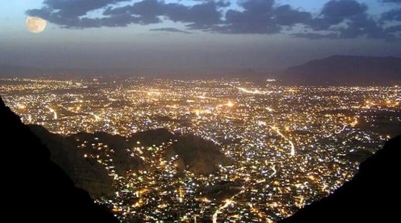 Quetta, capital of Baluchistan, Pakistan, at night. Photo by Beluchistan, Wikimedia Commons.