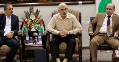 Hamas Gaza chief Yahya al-Sinwar (center). File photo credit: Hamas.