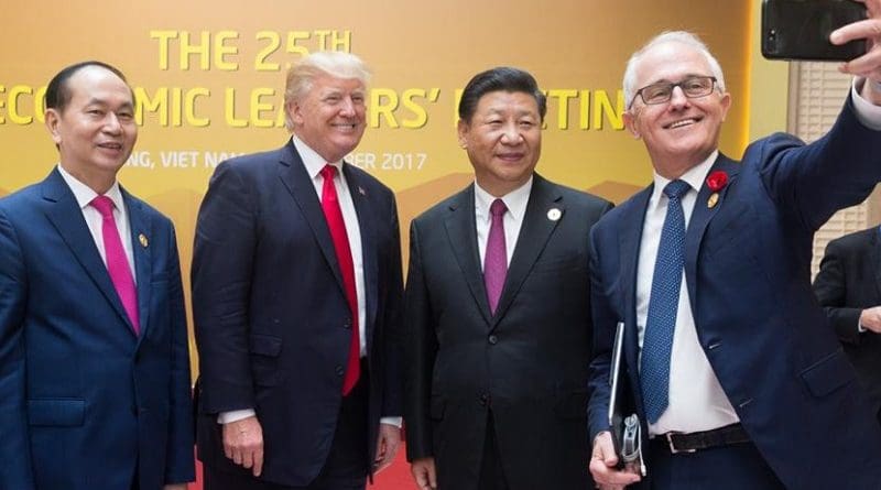 Australian PM Turnbull with President Xi and President Trump posing for a selfie.(Official White House Photo by D. Myles Cullen)