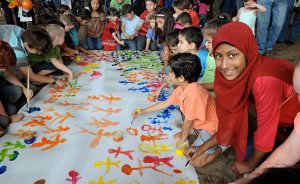 Harmony Day is celebrated around Australia on 21 March each year. Photo by DIAC images, Wikimedia Commons.