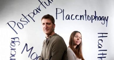 UNLV researchers Daniel Benyshek and Sharon Young found that consuming encapsulated placentas has little to no effect on postpartum mood and maternal bonding; detectable changes shown in hormones. Credit UNLV Photo Services