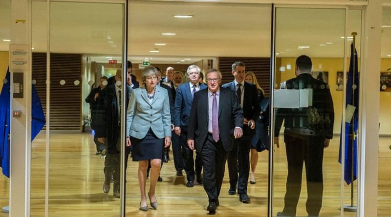 UK Prime Minister Theresa May meets with European Commission President Jean-Claude Juncker in Brussels. Photo Credit: UK Prime Minister Office, Flickr