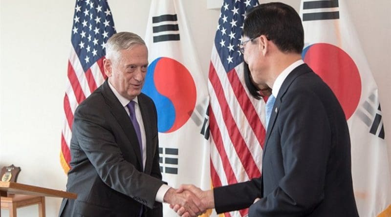 Defense Secretary James N. Mattis and South Korea Minister of Defense Song Young-moo speak to reporters during a joint press conference at U.S. Pacific Command’s headquarters at Joint Base Pearl Harbor-Hickam in Honolulu in Hawaii, Jan. 26, 2018. DoD photo by Army Sgt. Amber I. Smith
