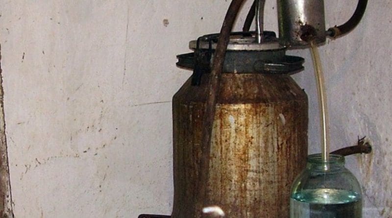Making alcohol in Krasnodar Territory, Russia. Photo by Yuriy75, Wikipedia Commons.