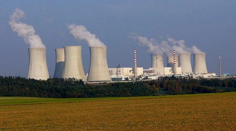 Nuclear power plant Dukovany, Czech Republic. Photo taken by Petr Adamek, Wikimedia Commons.