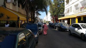 Citizens in Agdal, Rabat at the mercy of ubiquitous cars (Photo: M. Chtatou)