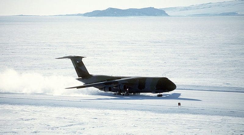 A C-5B Galaxy aircraft lands on the ice runway near McMurdo Station. Credit: Master Sgt. Jose Lopez Jr. Public domain photograph from defenseimagery.mil