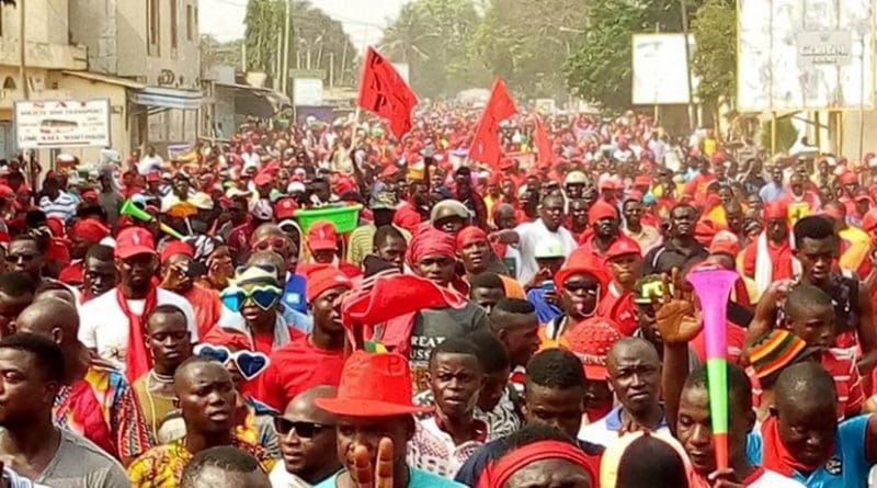 In Lome and across the country, large, multi-party protests against 50 years of rule by a single family began in August and have continued in the run-up to this week's political dialogue. (Source: @Farida_N/Twitter)