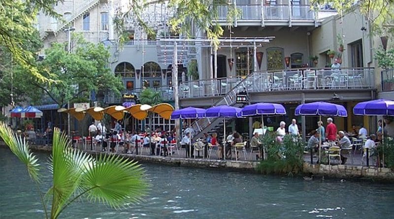 San Antonia, Texas, riverwalk. Photo Credit: Wikipedia Commons.