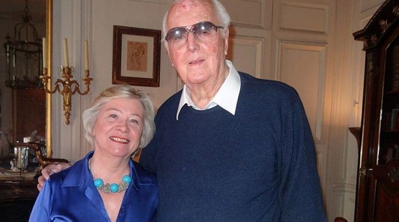 Hubert de Givenchy. Photo by Castrum Avisani, Wikimedia Commons.