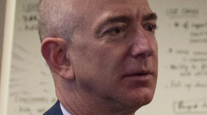 Jeff Bezos. Photo by U.S. Department of Defense photo by Senior Master Sgt. Adrian Cadiz