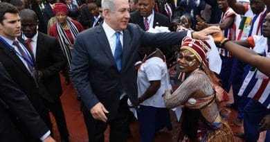 Israel's Prime Minister Benjamin Netanyahu arriving in Liberia. Photo Credit: Israel PM Office.