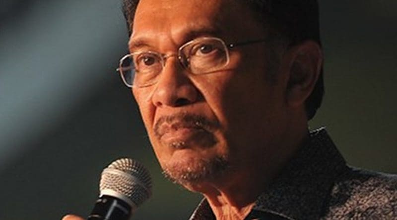 Malaysia's Anwar Ibrahim. Photo by Firdaus Latif, Wikimedia Commons.