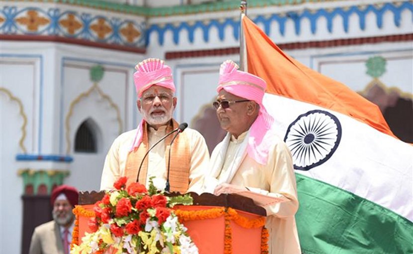 The Prime Minister, Shri Narendra Modi with the Prime Minister of Nepal, Shri K.P. Sharma Oli, at Janakpur, Nepal. Photo Credit: India PM Office.