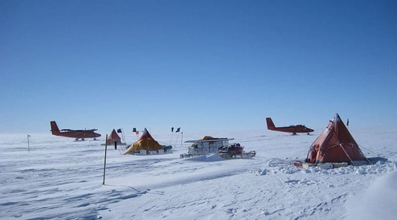 British Antarctic Survey fieldcamp on Pine Island Glacier in Antactica. Photo Credit: Polargeo, Wikipedia Commons.
