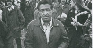 Cesar Chavez. Photo Credit: Movimiento, Wikimedia Commons.
