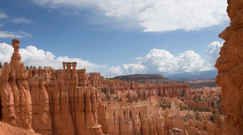 Clear day at a Bryce Canyon national park. Credit Alex Hollingsworth