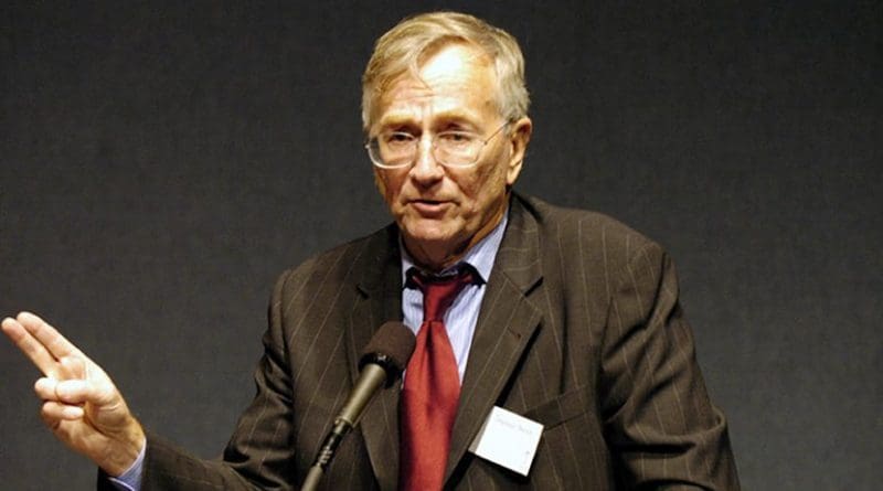 Seymour Hersh. Photo Credit: Institute for Policy Studies, Wikimedia Commons.