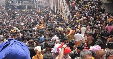 Pilgrims gathering in Sabarimala, India. Photo Credit: Avsnarayan, Wikipedia Commons.