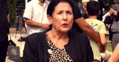 Salome Zurabishvili at Mukhatgverdi military cemetery, August 8, 2018. Photo: screengrab from a video published at facebook.com/salome.zourabichvili