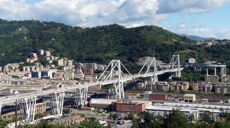 The Ponte Morandi bridge in 2016. Photo Credit: Davide Papalini, Wikipedia Commons
