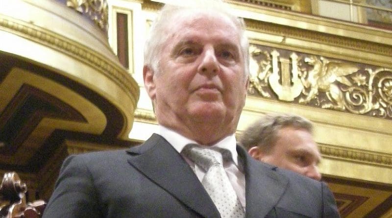 Daniel Barenboim. Photo Credit: Alkan, Wikipedia Commons.