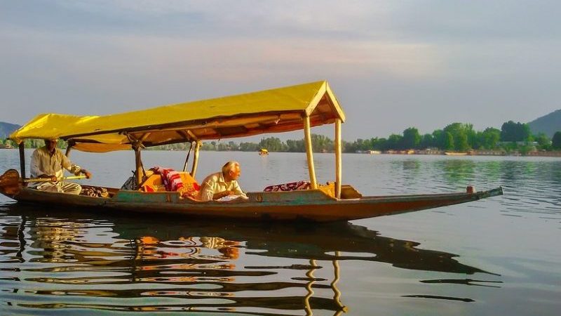 Srinagar, J&K, India Jammu Kashmir Lake