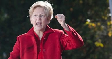 Elizabeth Warren. Photo Credit: Tim Pierce, Wikipedia Commons.
