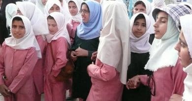 Schoolgirls in Iran