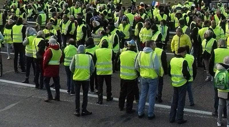 File photo of Yellow Vest protestors. Photo by Obier, Wikipedia Commons.