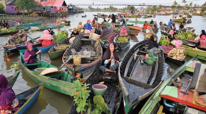 Floating market in West Kalimantan, Indonesia