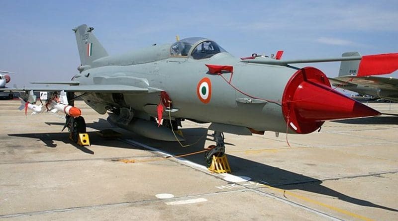 Indian Air Force MiG-21. Photo Credit: Aeroprints.com, Wikimedia Commons