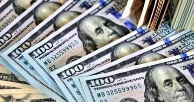 dollar bills currency