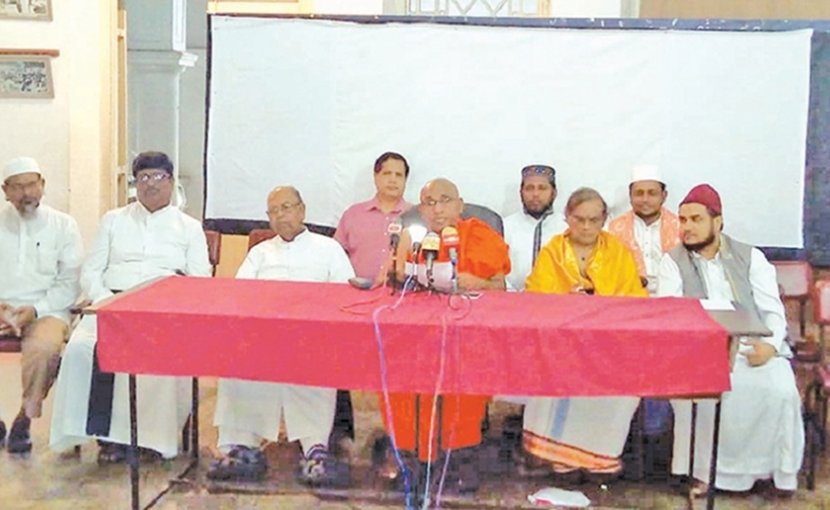 Sri Lankan religious leaders. Photo Credit: Sri Lanka government