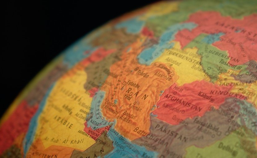 iran map middle east globe