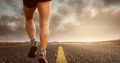 run race jog sprint marathon