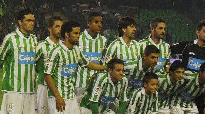 Real Betis football players in 2010-2011. Photo Credit: Erbudetriana, Wikipedia Commons