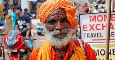 india old man elderly hindu