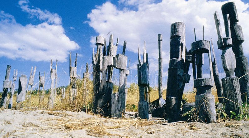 Traditional burial poles, Tiwi Islands, Australia. Photo Credit: Tourism NT, Wikipedia Commons