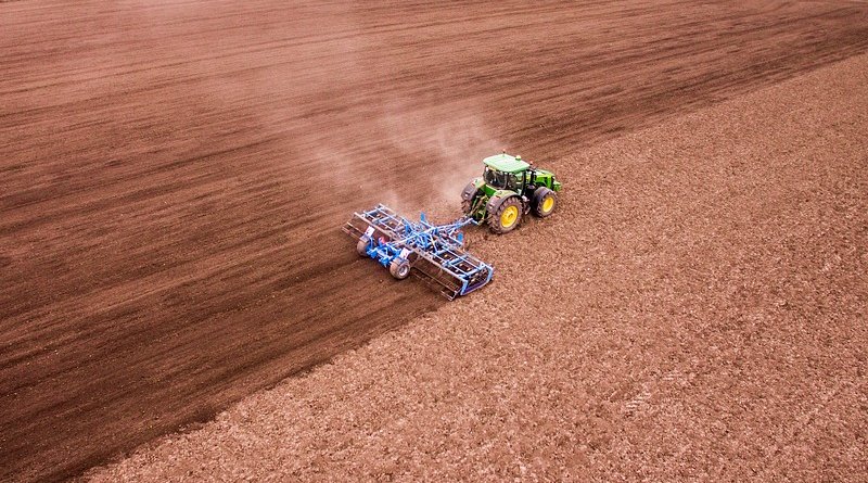 farm farming tractor till