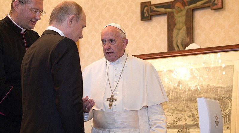 Russia's President Vladimir Putin meets Pope Francis at Vatican. Photo Credit: Kremlin.ru