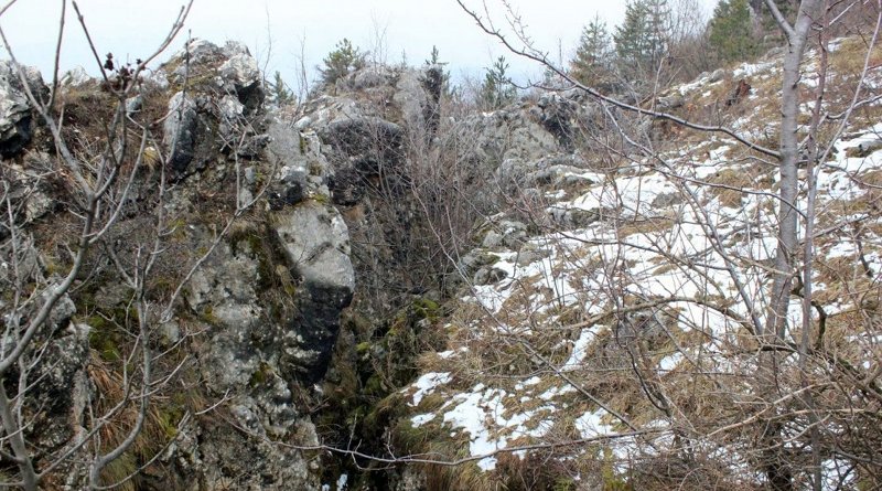 The Kazani ravine on Mount Trebevic in Sarajevo, where victims’ bodies were dumped. Photo: Wikimedia Commons/Julian Nyča.