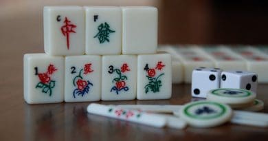 Mahjong and dice