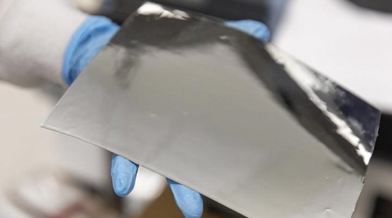 This is the PDMS/aluminum film manufactured by the team in the lab. Credit © 2019 KAUST