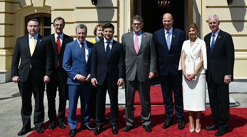 Lieutenant Colonel Alexander Vindman (far left) at the 2019 inauguration of Ukrainian president Volodymyr Zelensky. Photo Credit: Mykola Lazarenko / The Presidential Administration of Ukraine, Wikipedia Commons