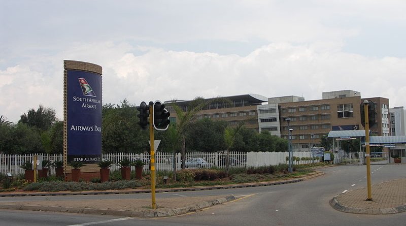 Airways Park, the head office of South African Airways. Photo Credit: NJR ZA, Wikipedia Commons