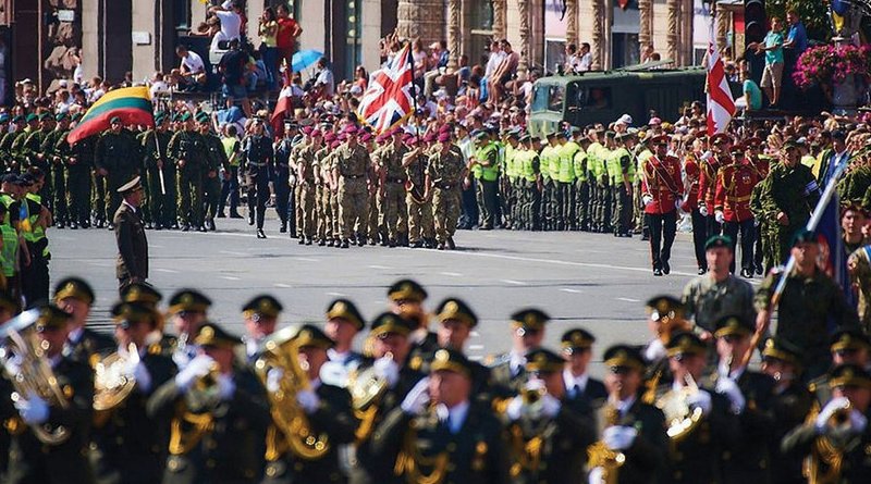 n August 2018, service members from many nations were represented in the Ukrainian Independence Day parade. Joint Multinational Training Group-Ukraine has been ongoing since 2015 and seeks to contribute to Ukraine’s internal defense capabilities and training capacity. (Tennessee Army National Guard)